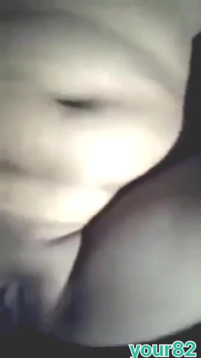 "Baldız telefonda konuşuyor, onu sikiyorum, söylemedi ama amına yarak soktu" dan unutulmaz bir an