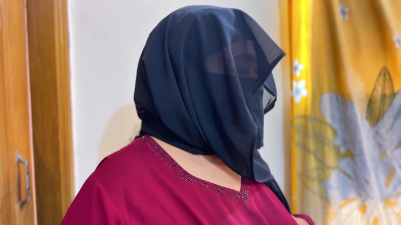 Niqab & Hijab Hookup: Arab Hot Wife Gets Rough Fuck with Condom by Husband's Friends