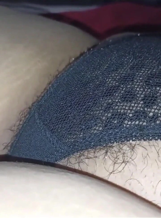 [karmico][sabah] Şafak vakti karımın deve toynağı onu fark etmeden kaydediyorum