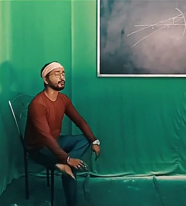 Hintli ateşli model yönetmen tarafından sikiliyor! Viral seks