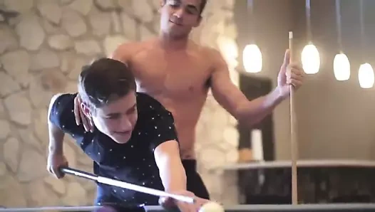 En iyi 4 bazı joey değirmenleri, cole claire, cameron parkları ve bir