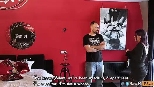 Fucked a realtor when moving into a new apartment