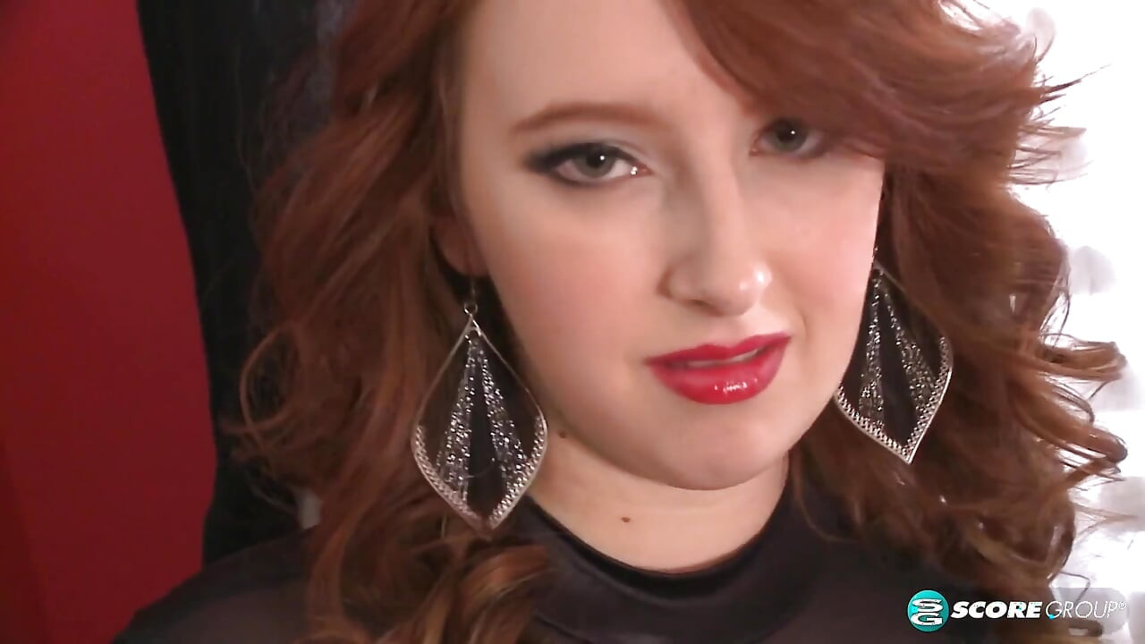 Felicia Clover fetiş bebeği eğitimi