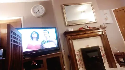 Üvey baba işten evde