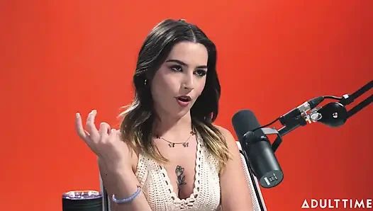 Titreme Kraliçesi Chanel Camryn | Adult Time Podcast
