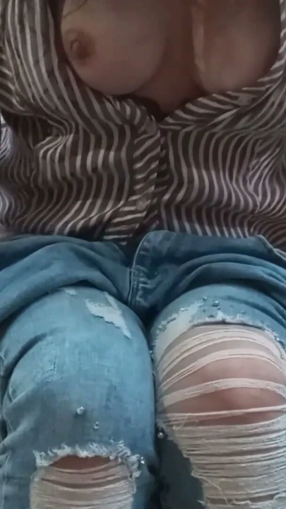 Lütfen götüme sok, çünkü kocamı aldatmak istemiyorum! Sürtük orta yaşlı seksi kadın anal dölleme | Klip 1