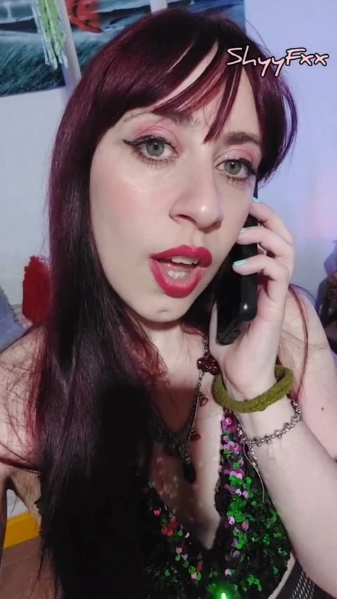 Shyyfxx ateşli influencer striptiz yapıyor günah yatakları ven med en lykkelig