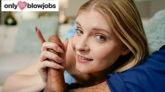 Flört sarışın perisi üvey babasını önümde darbeler