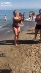 GITANAS CULONAS BAILANDO EN BIKINI EN TIKTOK GUARRAS