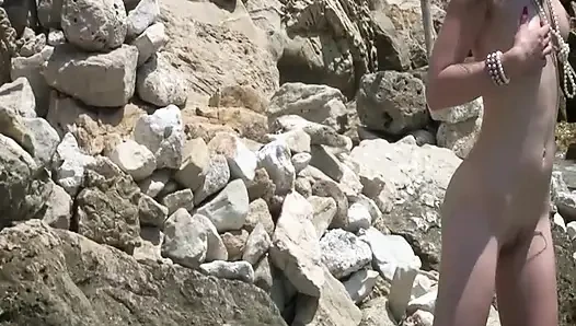 898 Dominique denizde cinsel olarak ateşli
