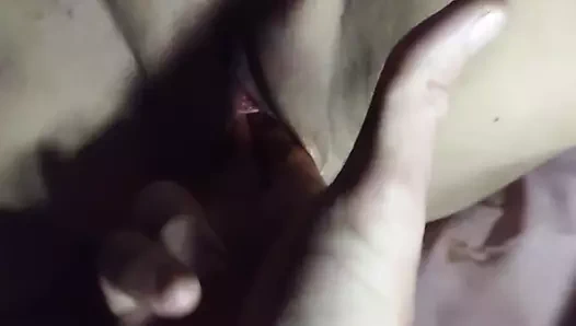 Özel bir adada kamp yapmak