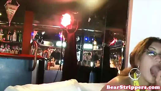 Wtf benim karım yakalandı emme kapalı striptizci