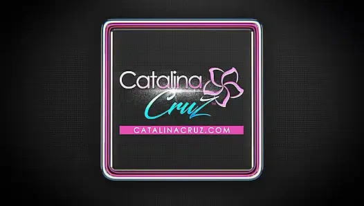 LICENSED TO BLOW - Kelsi Monroe büyük yastık götlü seks