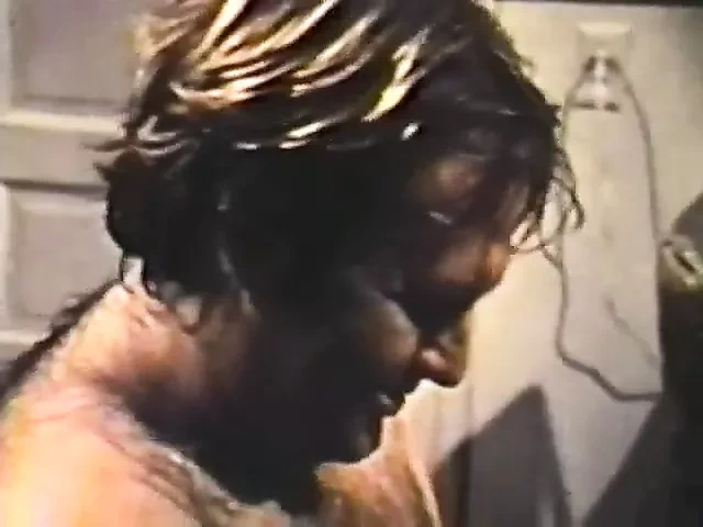 Anne değil baba kız değil (sessiz)