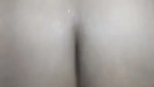 Duş alıyorum