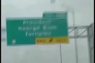 38dd emzikli kedi çarptım