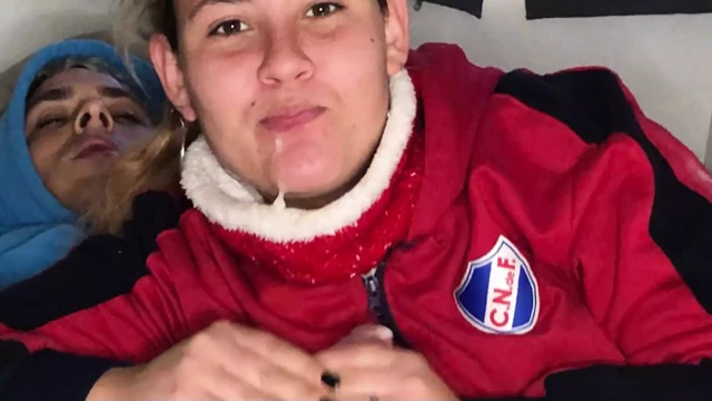 Bu beni ağzımla boşalmama neden oluyor ve mutluyum - full hd - ağır çekim
