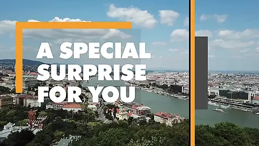 Bakış açısı - sürpriz iki kadın bir erkek yörük karısı Angelika Grays ve arkadaşı Lia Lin ile üçlü seks yapıyor