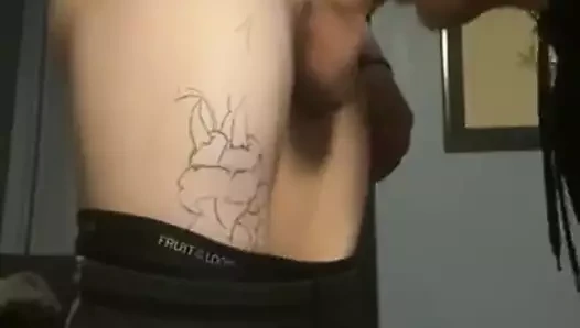 Kız dükkanda iken düz oğlan emme