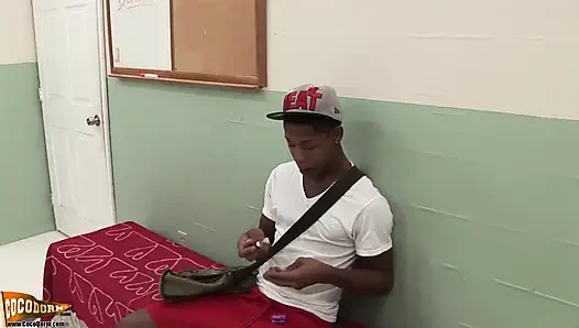 Aj Jones ve Domino Star, çıplak ve hazır