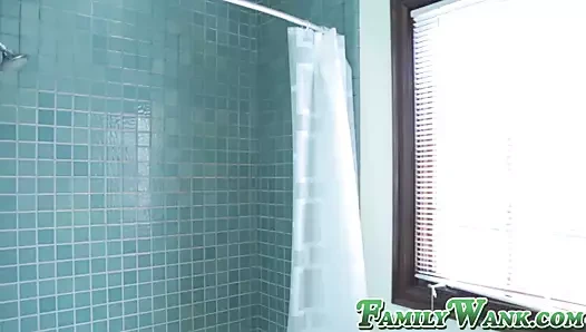 Üvey anne alice odaları tatlı yüz ödül için horoz çalışır