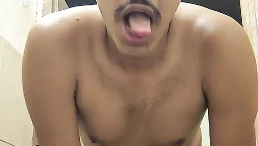 Mere lund ko chuske pani nikal do baby indian Desi boy play big dick