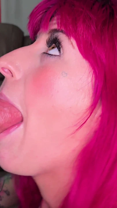 Seks bilimcisi genç alt-kızı sikiyor