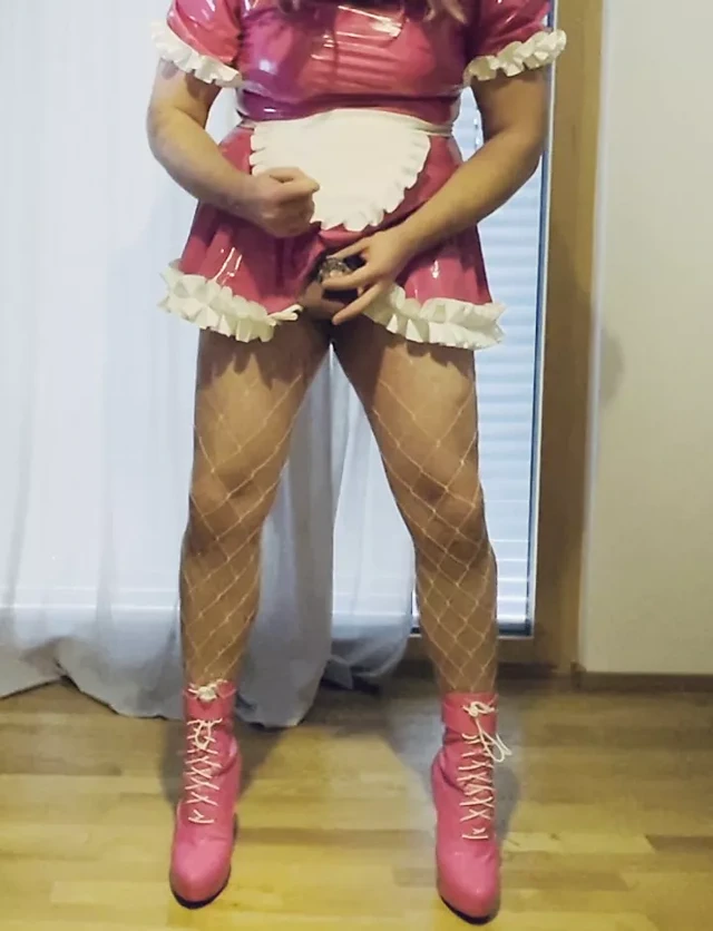 Usta Shane Diesel için kendimi iffete kilitliyorum