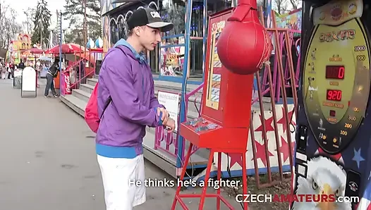 Beautiful young woman fucks in public (Czech Amateurs)