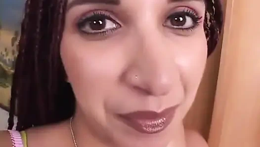 Sürtük büyük yarağımı istiyor