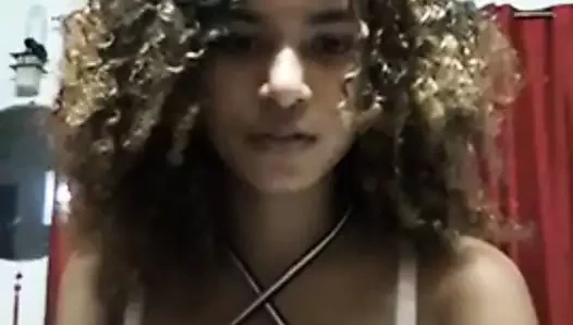 Ateşli kız selfie yapıyor 2.mp4