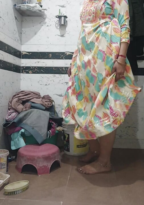 Priya bhabi seksi video