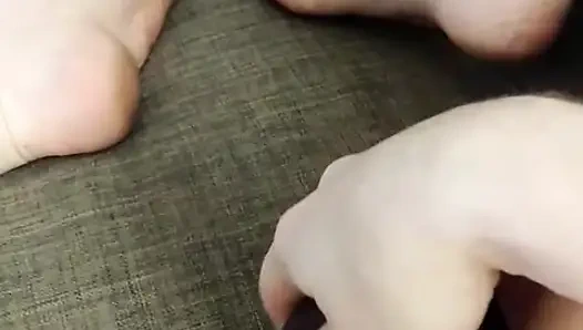 Şeytan dildosunda sert boşalıyor