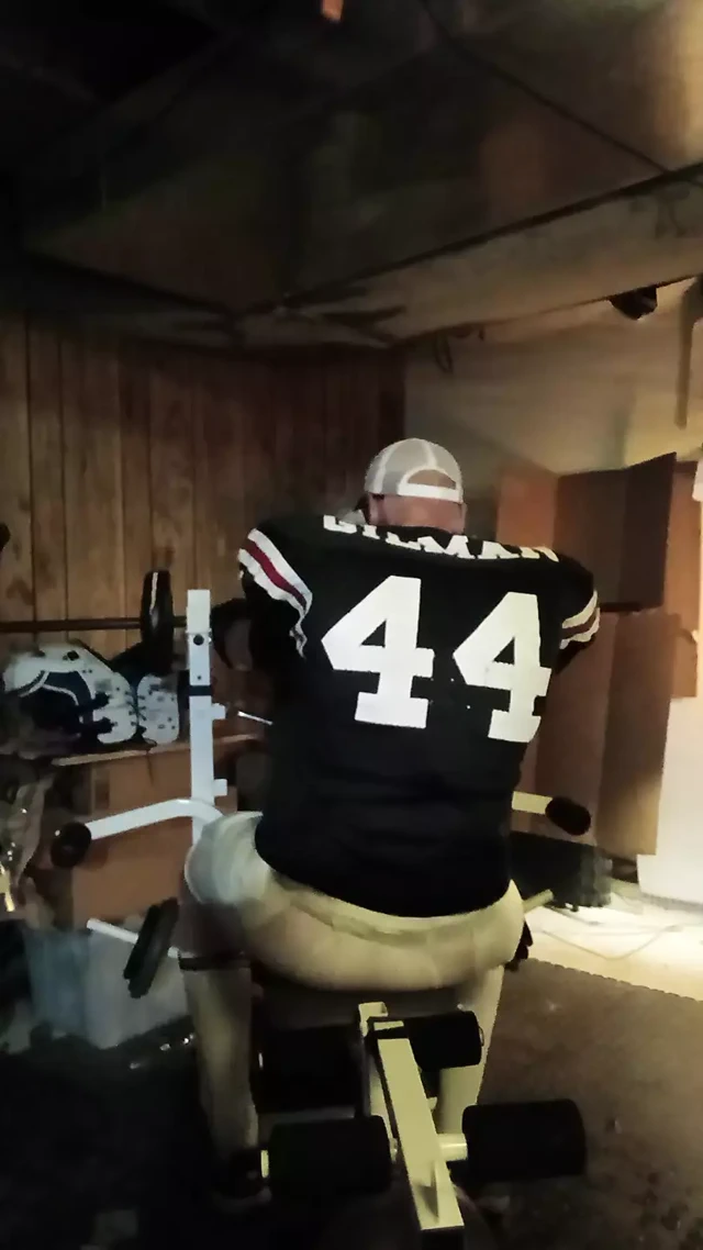 Futbol sporcusu antrenmandan sonra alıyor