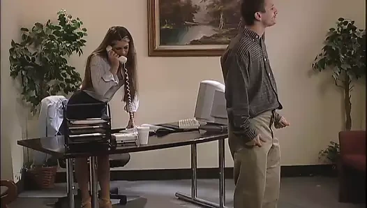 Jamie Brooks ıslak dudaklarının içine dolu lezzetli bir iyilik yapıyor