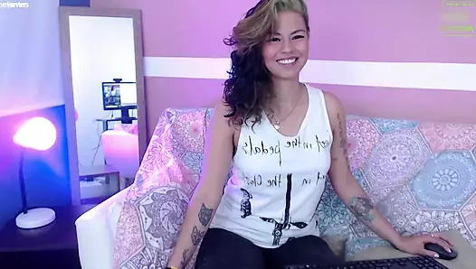 Arkanı dön ve yay: izzyro