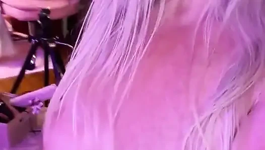 Kendinizi sevin ve ben de aynı şeyi yapıyorum