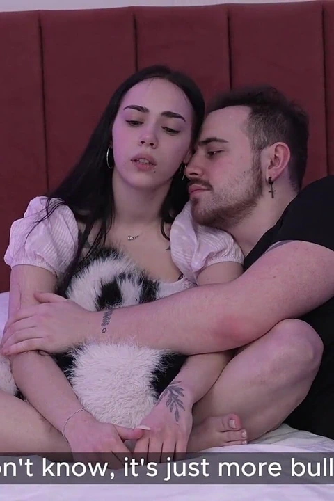 Aile tutkusu. Ayrıldım ama üvey kardeşim beni teselli edebildi. Tam Sürüm 4K HD Tim Team