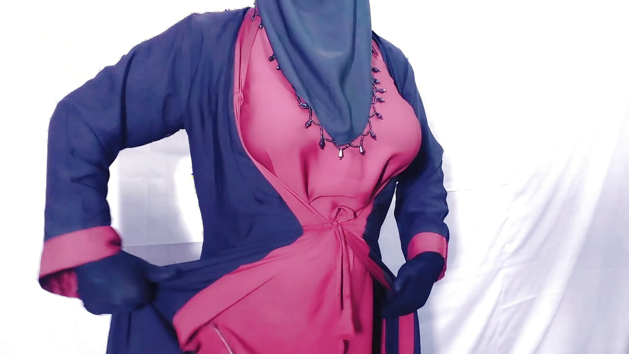 Hintli desi güzel Müslüman üvey anne seks