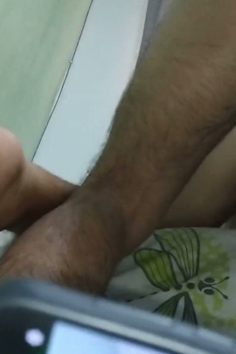 Gavatımı ırklararası üçlü grup seks yapmaya teşvik etmek