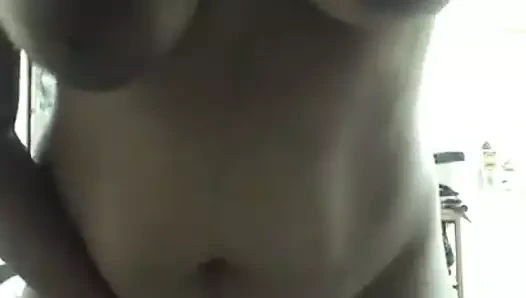 Hint milf gösterileri kapalı ona büyük göğüsler