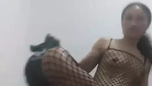 File çoraplı şanslı kik kendini sikiyor