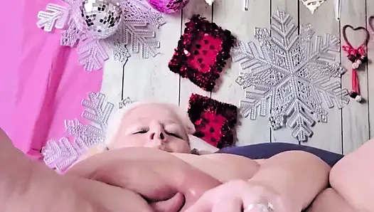 Sürtük ıslak amcığı sikiyor osuruyor