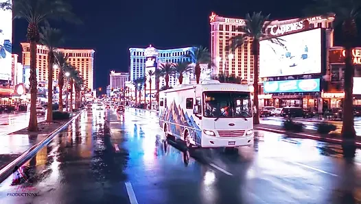 Dün Gece Vegas'ta Mobil Sikiş Festivali