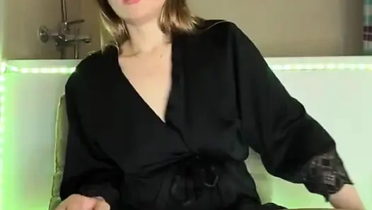 Bouncing big natural boobs