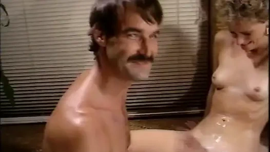 Sadece mükemmel bir orospu!! - (Bölüm #02)