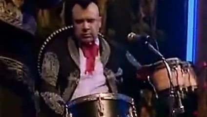 Sıcak iç çamaşırlarıyla salma hayek