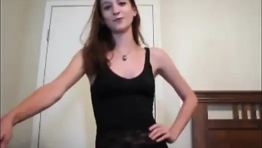 Küçük bir penis aptalı aşağılıyor