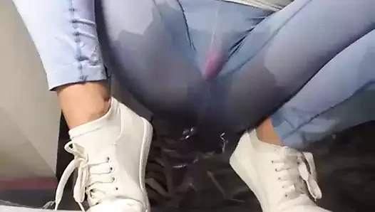 Fışkırtma fetiş, ıslak tozluk