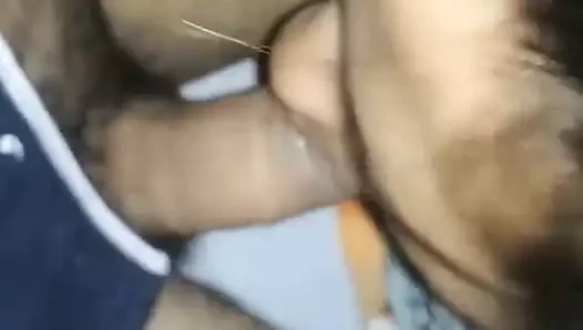 gimiendo por su lechita